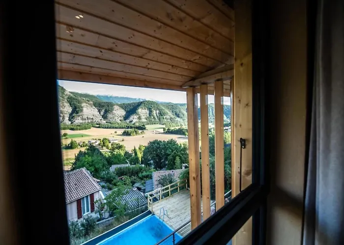 Mountain-view Eco-friendly