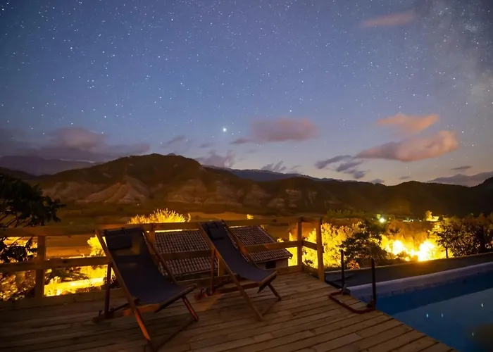 Mountain-view Eco-friendly Marcoux (Alpes-de-Haute-Provence)